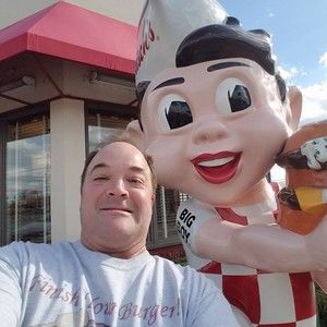 Meet your Posher, Bob